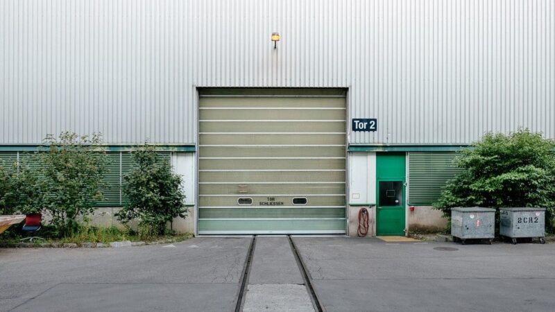 Solutions pratiques de stockage avec des box de 20 mètres cubes