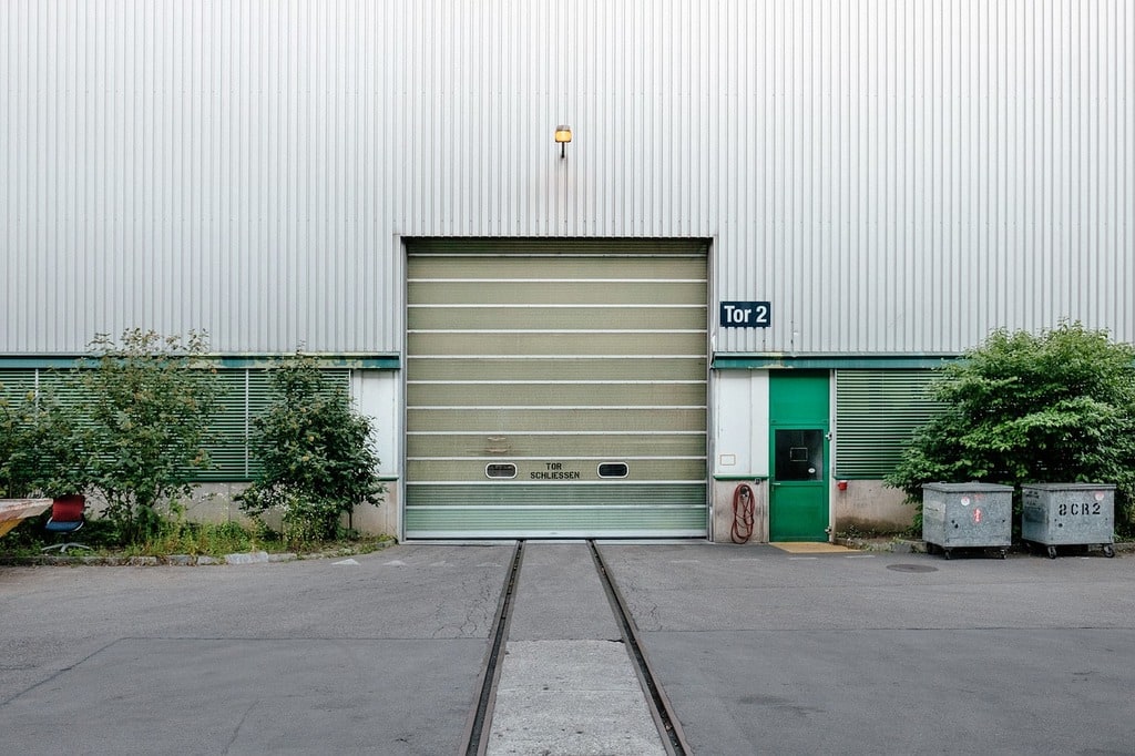 Solutions pratiques de stockage avec des box de 20 mètres cubes